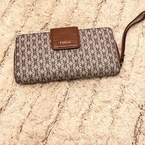 Wallet by fossil